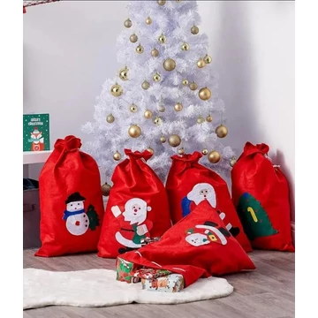 Piros Mikulás ajándékzsák – filc anyagból, zsinóros 