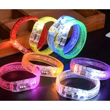 LED világítós karkötő – több színben, villogó fényekkel 10db os mix