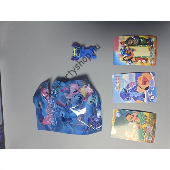 Stitch meglepetés csomag – Mini figura és gyűjtőkártyák Sonny angel