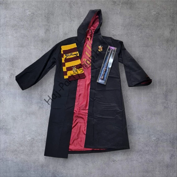 Harry Potter jelmez szett – köpeny, varázspálca, sál, nyakkendő és szemüveg (4 stílus)