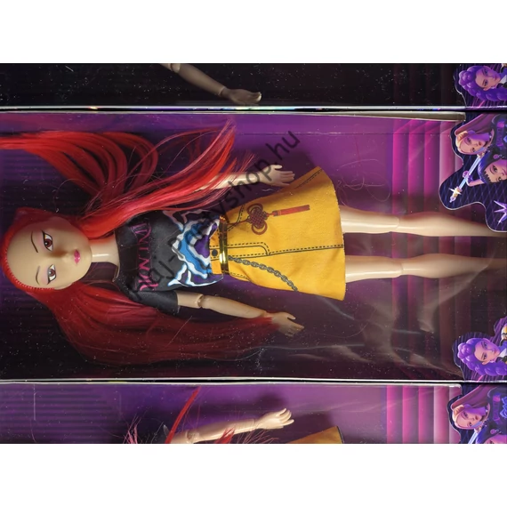 KPop Demon Hunters baba – választható karakter (Rumi / Mira / Zoey)