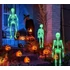 Kép 2/2 - Világító csontváz dekoráció – foszforeszkáló, függeszthető Halloween dísz